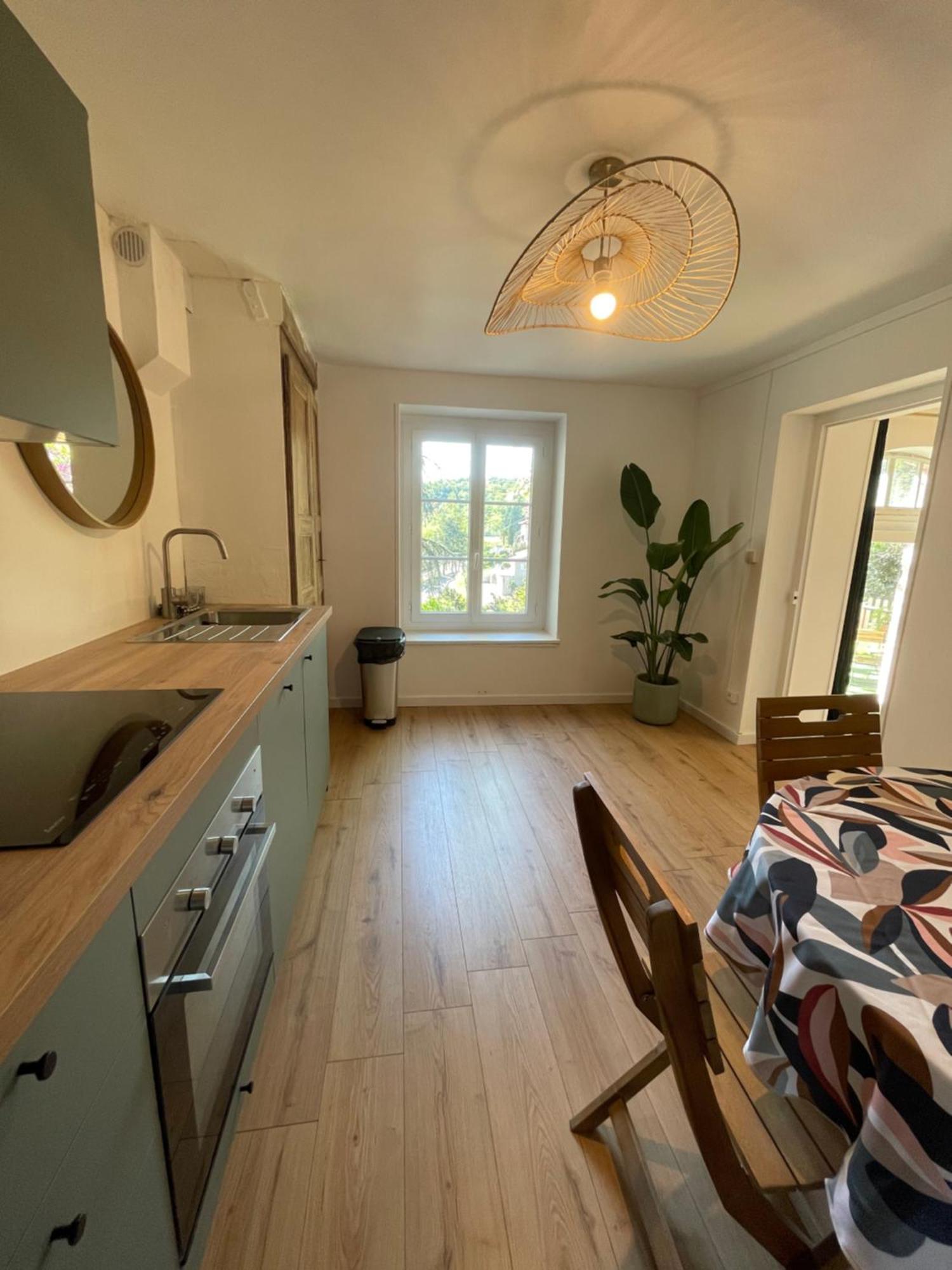 Maison A Avec Jardin Privatif Dans Domaine Des Crozes Виен Екстериор снимка
