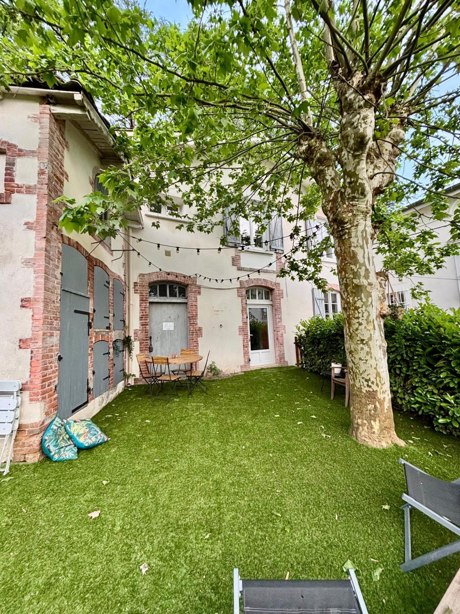 Maison A Avec Jardin Privatif Dans Domaine Des Crozes Виен Екстериор снимка